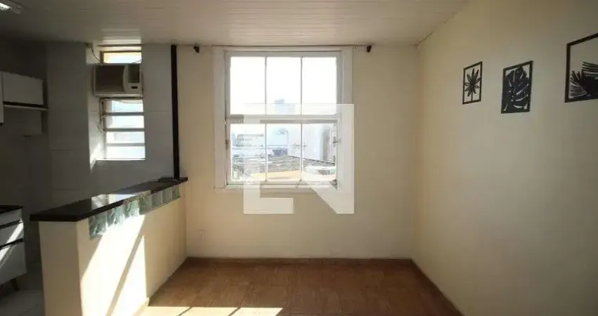 Apartamento para Venda - São Geraldo, 2 Quartos, 50 m² - Porto Alegre