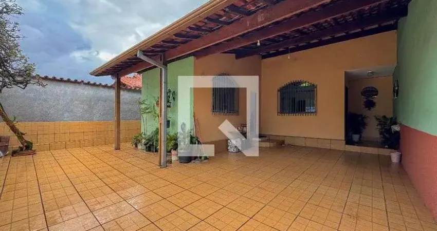 Casa com 3 quartos à venda na Rua Leopoldo Gomes, Pompéia, Belo Horizonte