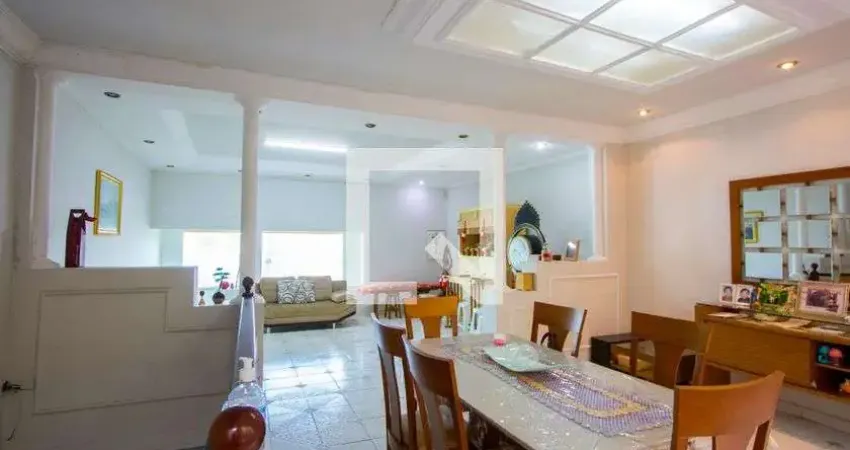 Casa com 3 quartos à venda na Rua Ilhabela, Jardim, Santo André