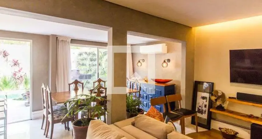 Casa / Sobrado em Condomínio para Venda - Alphaville, 3 Quartos, 210 m² - Santana de Parnaíba