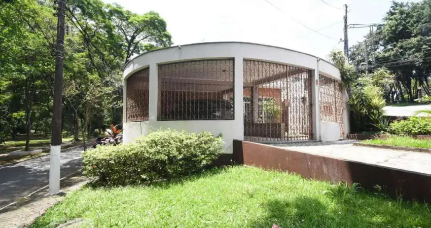 Casa para Venda - Butantã, 3 Quartos,  380 m² - São Paulo