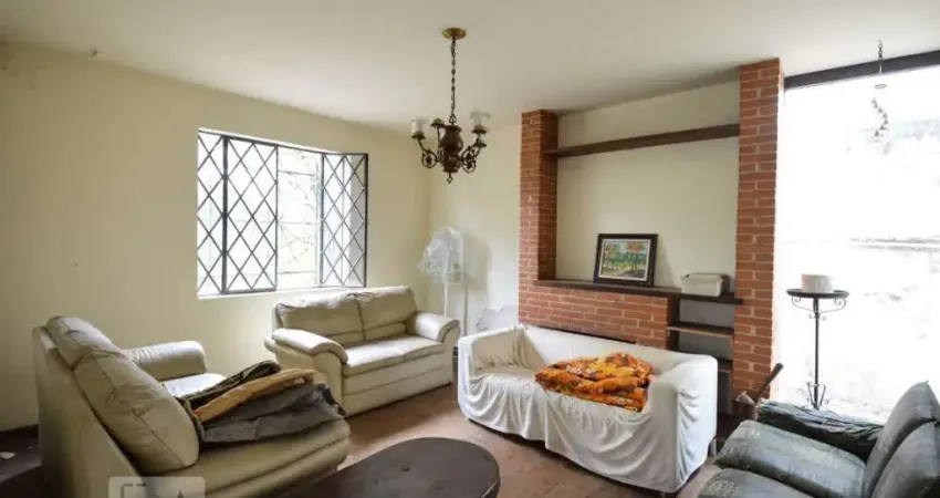 Casa para Venda - Vila Madalena, 4 Quartos,  200 m² - São Paulo