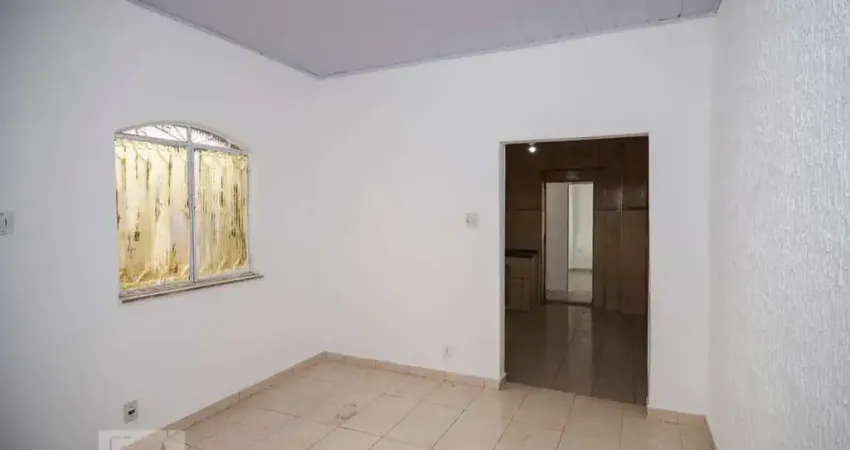 Casa para Venda - Piedade, 2 Quartos,  100 m² - Rio de Janeiro