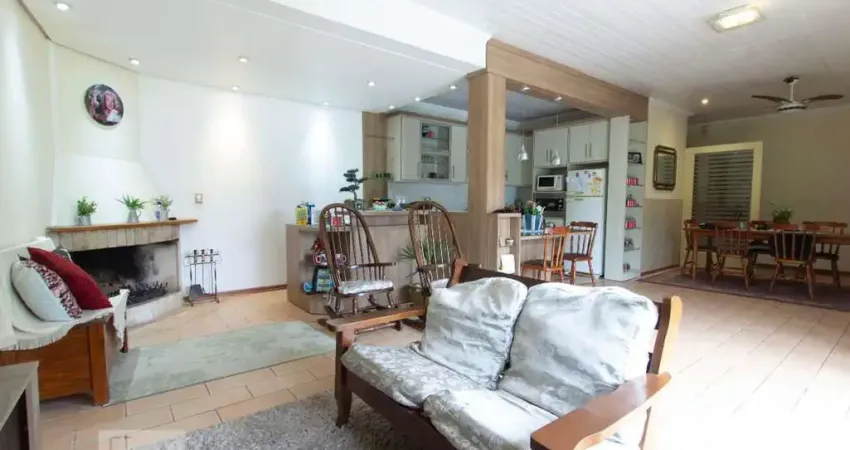 Casa para Venda - Partenon, 3 Quartos,  225 m² - Porto Alegre