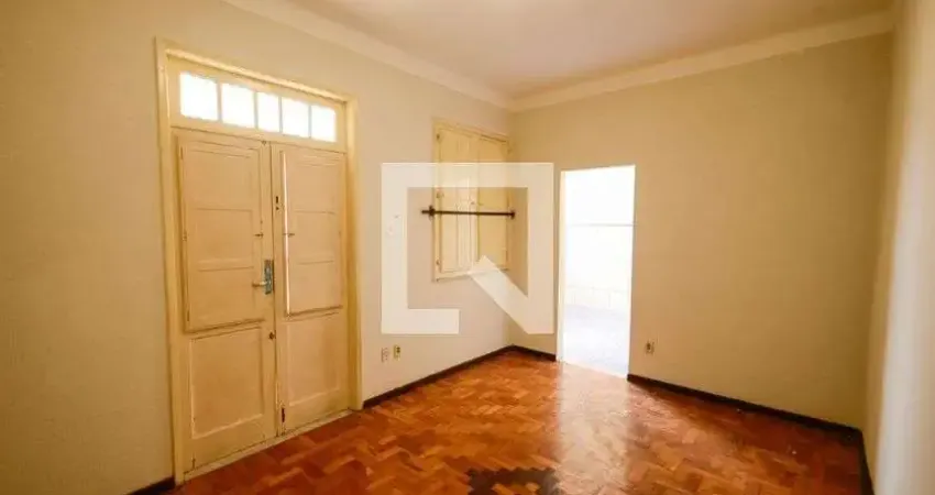Casa para Venda - Estácio , 2 Quartos,  140 m² - Rio de Janeiro