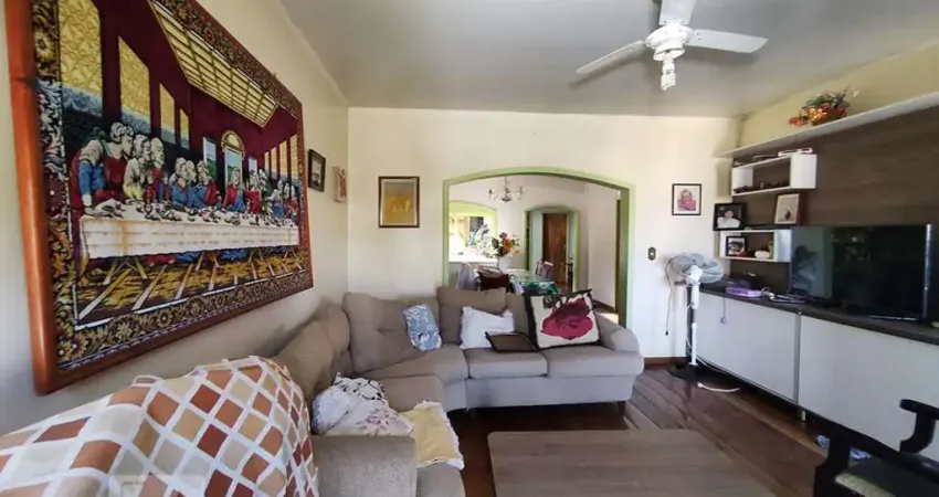 Casa para Venda - São José, 3 Quartos,  220 m² - Canoas