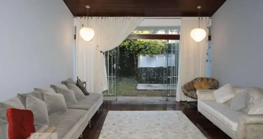 Casa para Venda - Nova Petrópolis, 4 Quartos,  360 m² - São Bernardo do Campo