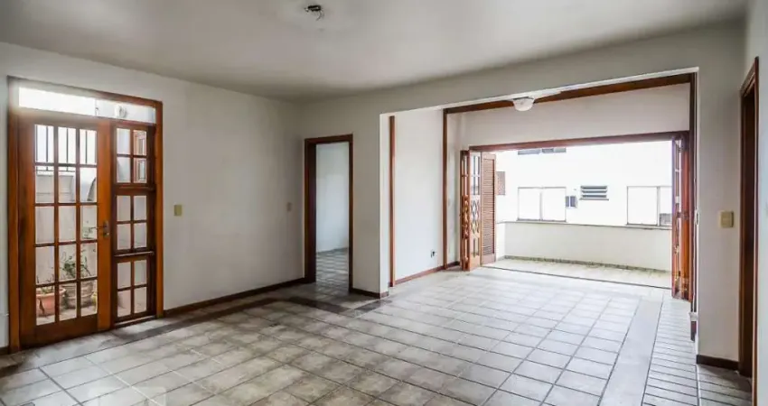Casa para Venda - Jardim Botânico, 4 Quartos,  300 m² - Porto Alegre
