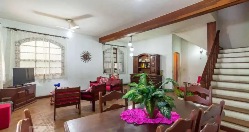 Casa para Venda - Meier, 6 Quartos,  200 m² - Rio de Janeiro