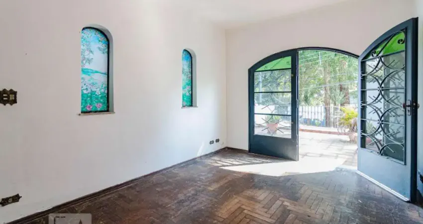 Casa para Venda - Vila Madalena, 3 Quartos,  200 m² - São Paulo