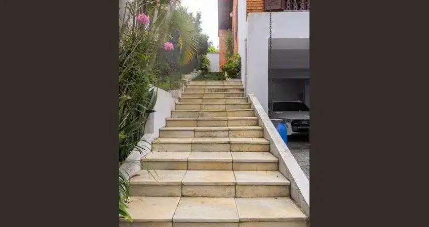 Casa para Venda - Interlagos, 3 Quartos,  247 m² - São Paulo