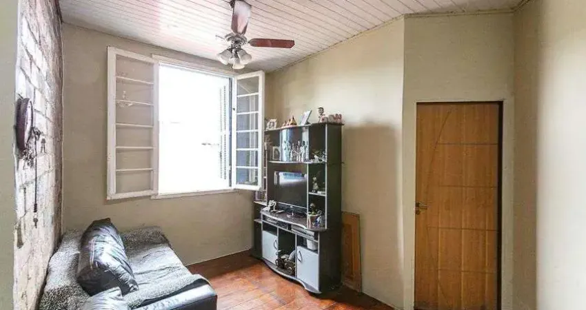 Casa para Venda - Partenon, 3 Quartos,  380 m² - Porto Alegre