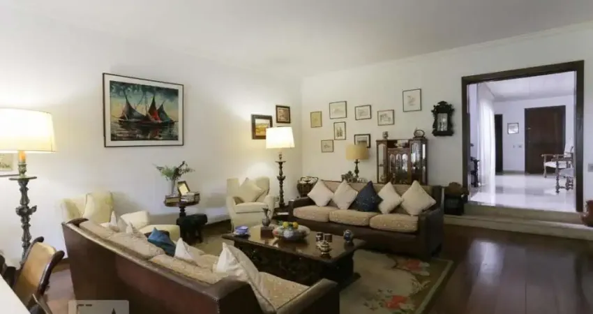 Casa para Venda - Vila Madalena, 4 Quartos,  392 m² - São Paulo