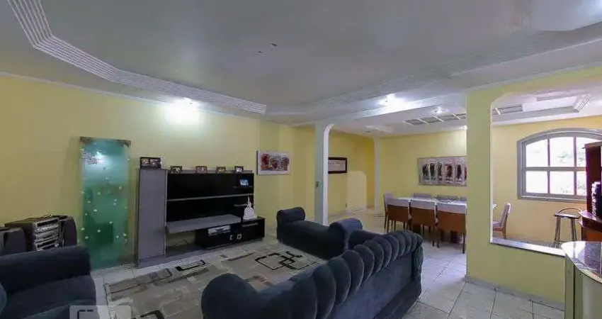 Casa para Venda - Gopouva, 8 Quartos,  300 m² - Guarulhos