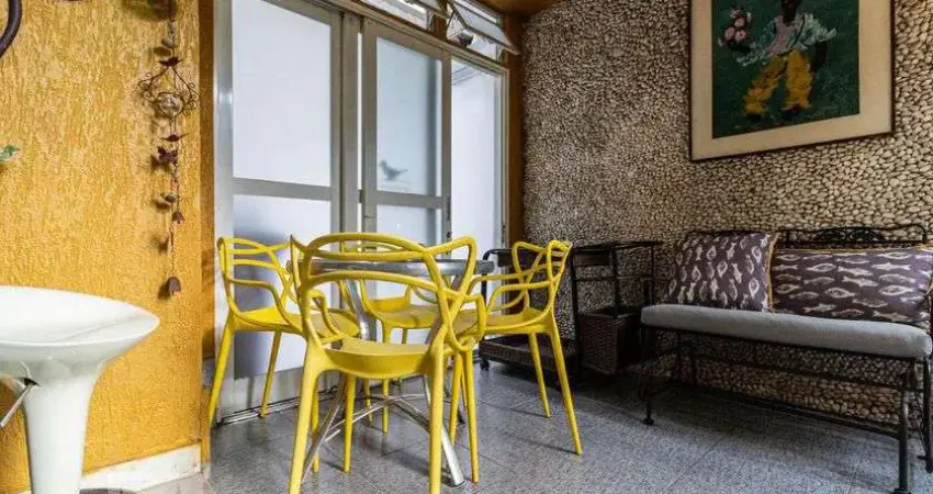 Casa para Venda - Pacaembu, 3 Quartos,  400 m² - São Paulo