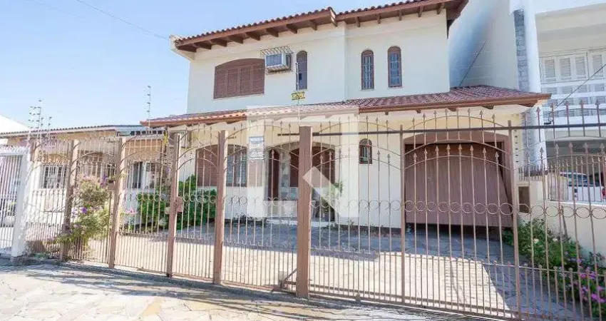 Casa para Venda - Sarandi, 4 Quartos,  252 m² - Porto Alegre