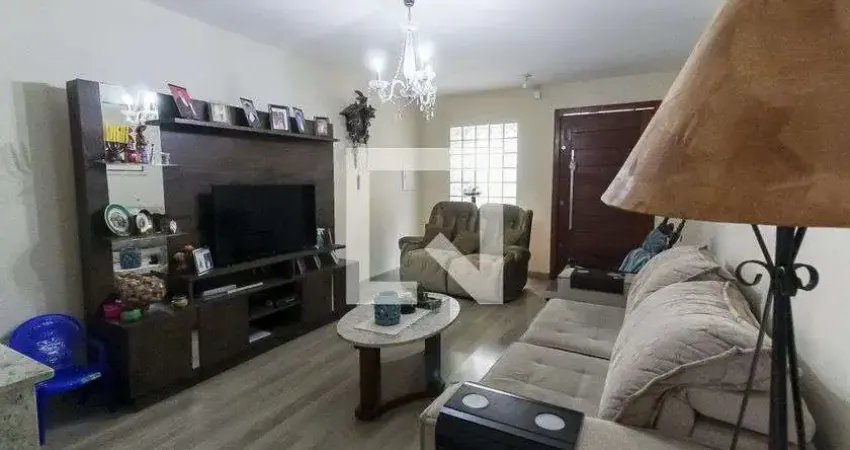 Casa para Venda - Teresópolis, 2 Quartos,  300 m² - Porto Alegre