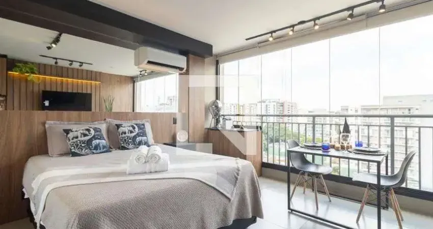 Kitnet / Stúdio à venda na Avenida dos Carinás, Moema, São Paulo