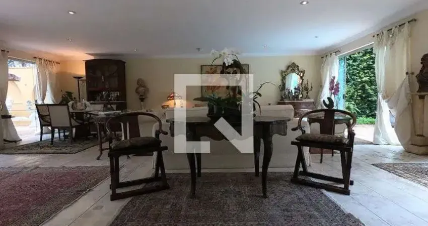 Casa para Venda - Morumbi, 3 Quartos,  501 m² - São Paulo