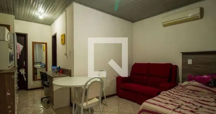 Casa para Venda - Campo Novo, 1 Quarto,  310 m² - Porto Alegre