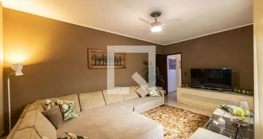 Casa para Venda - Vila Carrão, 3 Quartos,  265 m² - São Paulo
