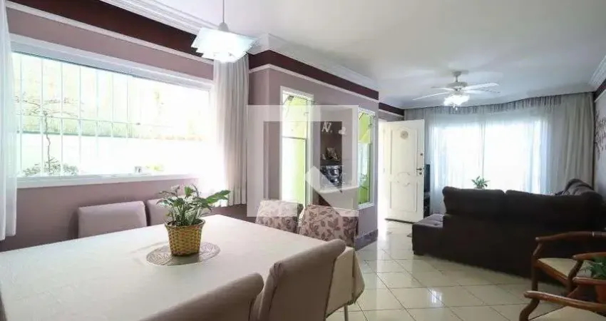Casa para Venda - Água Fria, 3 Quartos,  185 m² - São Paulo