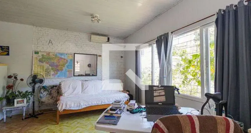Casa para Venda - Jardim Itu-Sabará, 4 Quartos,  300 m² - Porto Alegre