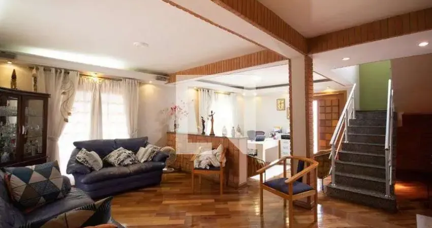 Casa para Venda - Centro, 4 Quartos,  200 m² - Osasco