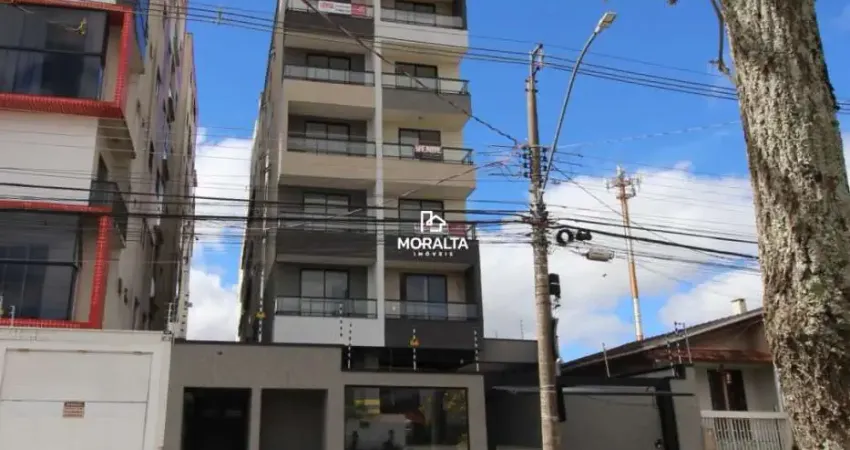 Apartamento com elevandor  3 quartos sendo 01 suíte e 02 vagas de garagem centro