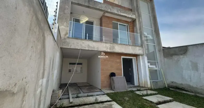 Sobrado 04 quartos, sendo 01 suíte, com amplo terraço no fazendinha