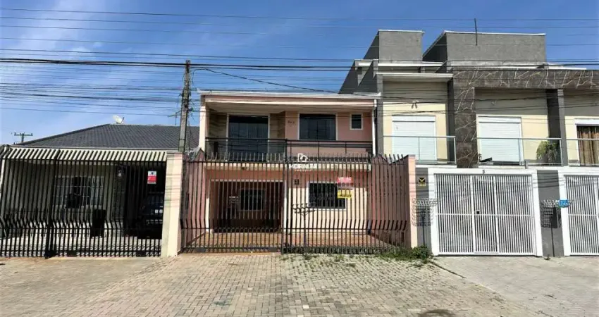 Sobrado 03 suítes, sendo 01 suíte master e ampla área gourmet na cidade industrial