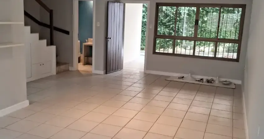 Casa em condomínio fechado com 3 quartos à venda na Rua das Gaivotas, Imbuí, Salvador