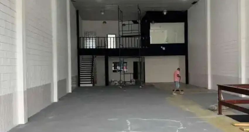 Barracão / Galpão / Depósito com 2 salas para alugar no Km 18, Osasco