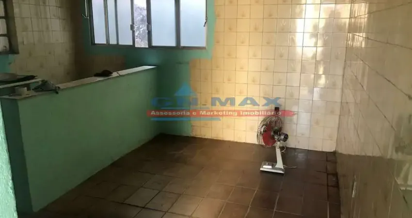 Casa com 1 quarto à venda na Rua João Vechiareli, 22, Vila Iório, São Paulo