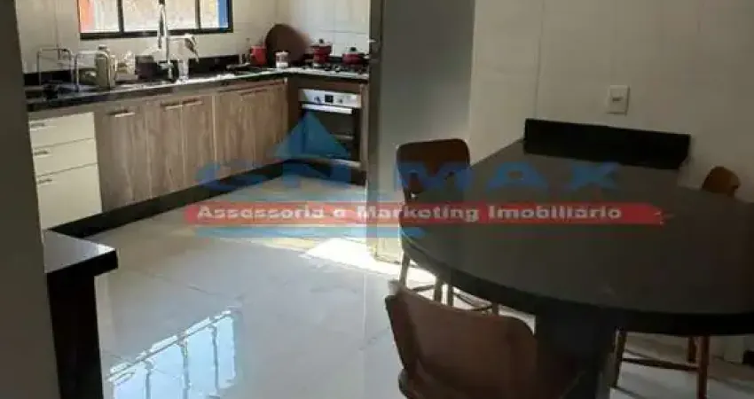 Casa com 3 quartos para alugar na Rua Barra do Jacaré, 44, Vila Zat, São Paulo