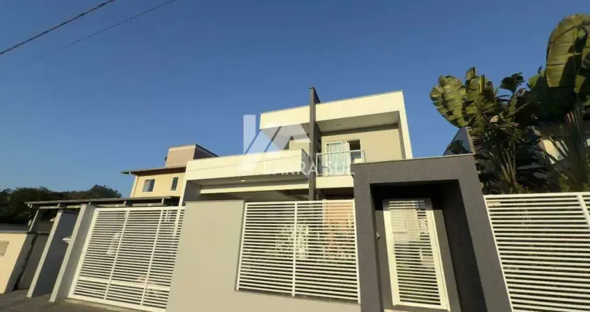 Sobrado semimobiliado c/ 1 suíte + 2 quartos no bairro jaraguá 99