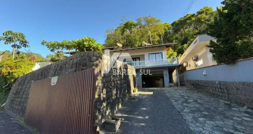 Casa com 4 quartos à venda no Jaraguá Esquerdo, Jaraguá do Sul 