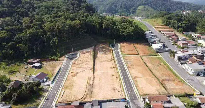 Terreno à venda no Tifa Martins, Jaraguá do Sul 