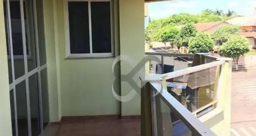Apartamento com 3 dormitórios à venda, 228 m² por R$ 300.000 - Centro - Porecatu/PR