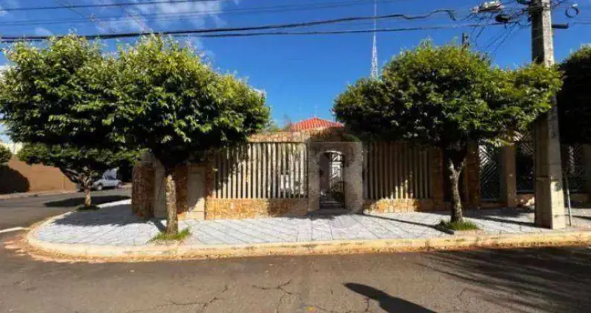 Casa com 4 dormitórios, 250 m² - venda por R$ 1.500.000 ou aluguel por R$ 6.800 mês - Jardim Adriana II - Londrina/PR