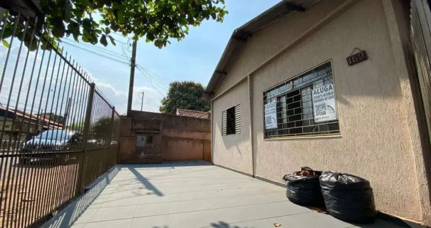 Casa com 3 dormitórios à venda, 133 m² por R$ 280.000,00 - Helena - Londrina/PR
