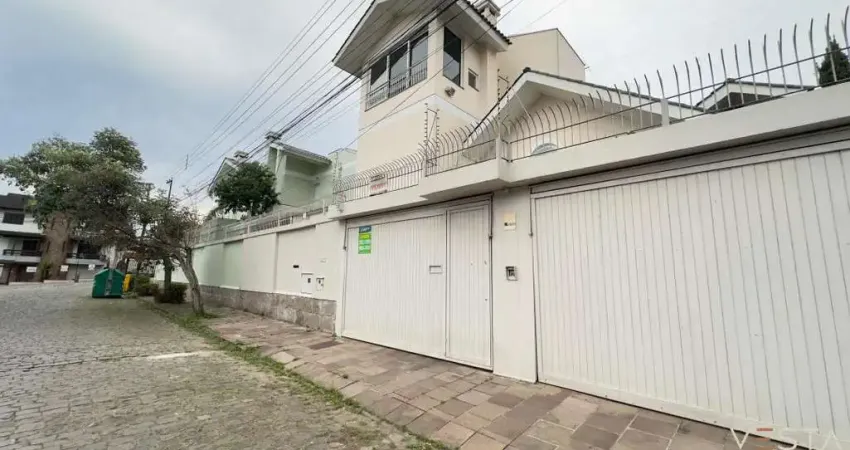 Casa com 3 quartos à venda na Rua Cruz e Souza, 432, Petrópolis, Caxias do Sul
