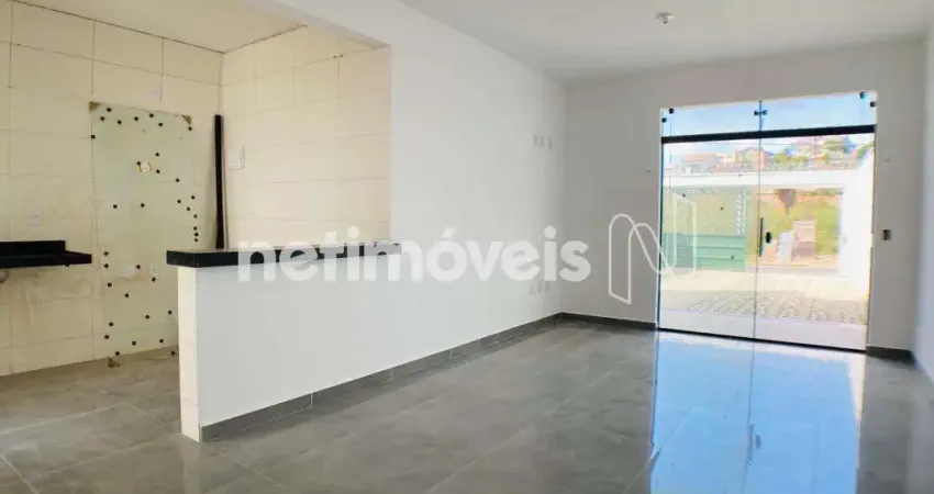 Casa com 2 quartos à venda na Rua Conceição de Oliveira Ferreira, Vale das Orquídeas, Contagem