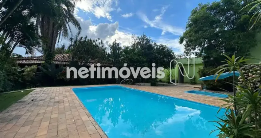 Área total de 1.800 m²;, com entrada por duas ruas, posicionamento ideal para construtoras !