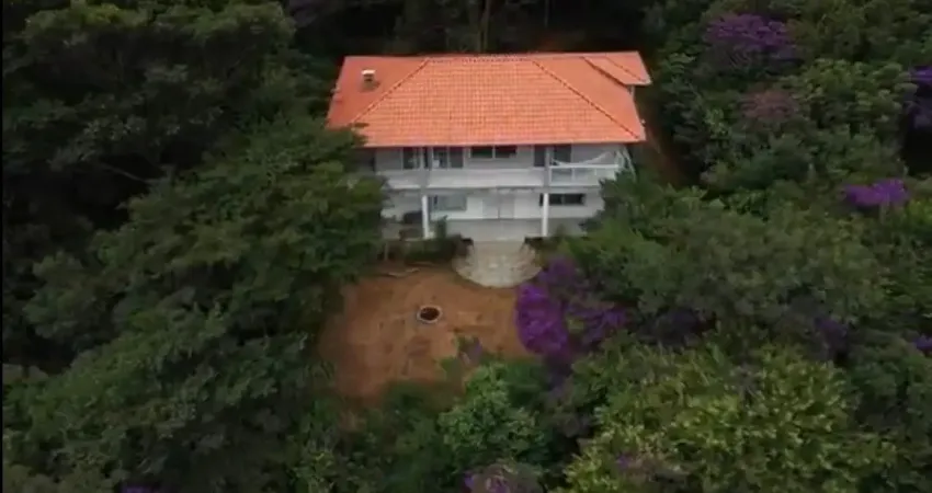 Linda casa no coração do vale apenas 1 km da vila do vale do capão