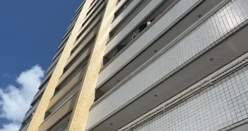 Apartamento a venda com 2 quartos sendo 1 suite com 65m2 em meireles - fortaleza