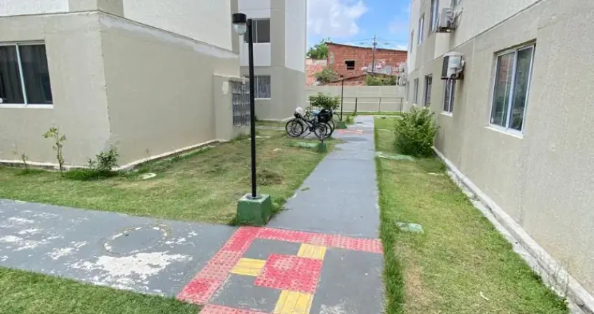 Repasse apartamento com 2 quartos banheiro social na maraponga