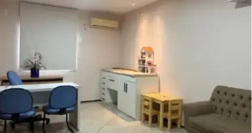 Sala comercial para alugar na Avenida Pontes Vieira, 267, Joaquim Távora, Fortaleza