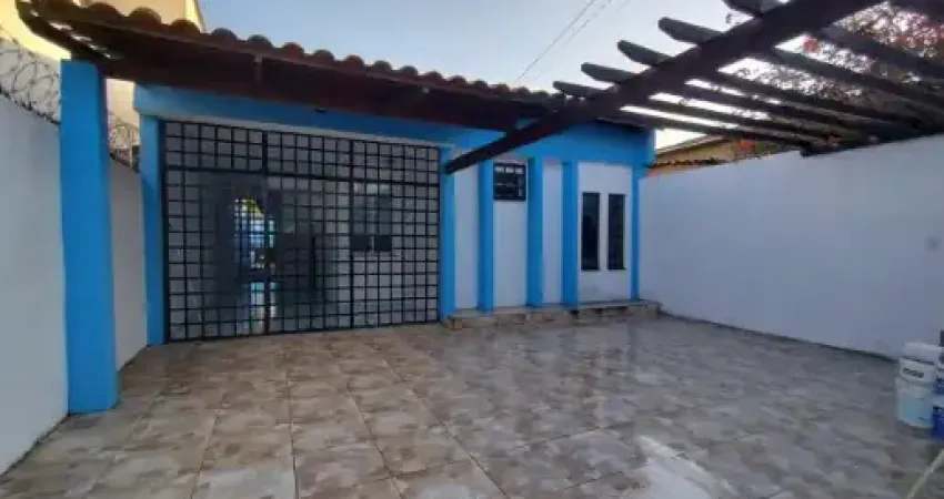 Casa com 4 quartos à venda na Rua Teodorico Barroso, 451, Montese, Fortaleza
