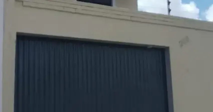 Casa com 3 quartos para alugar na Rua Letícia, 200, Messejana, Fortaleza